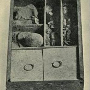 Greco-Roman-6-compartment-medical-kit-Archaeological-Museum-Naples_Q320