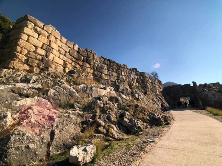 49089460_10218683353940078_1621676537394757632_n