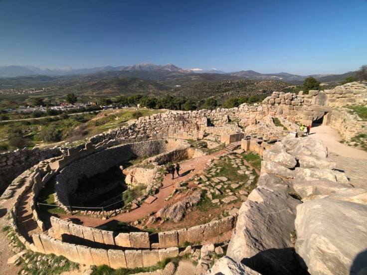 49422433_10218683355060106_8553328542786519040_n