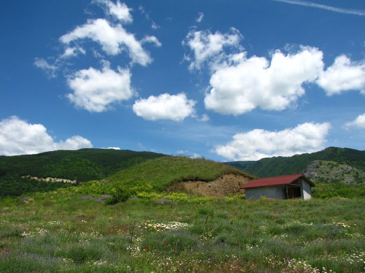 Kazanlak SZ - Thracian tomb - 2