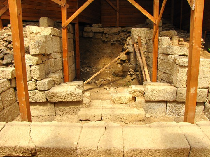 Starosel PD - Thracian tomb - 1