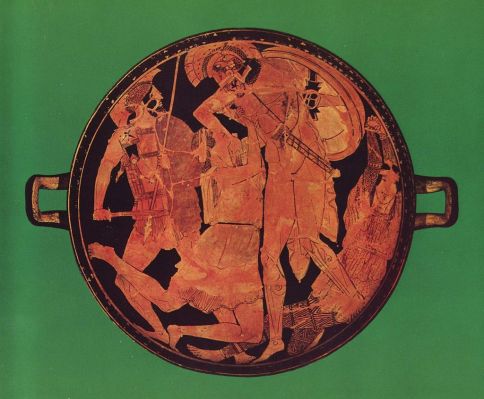 Achilles kills Penthesilea in the tondo of an Attic red-figure kylix, 470–460 BC
