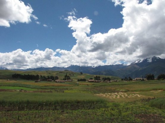 227135_2074627670374_3464960_n