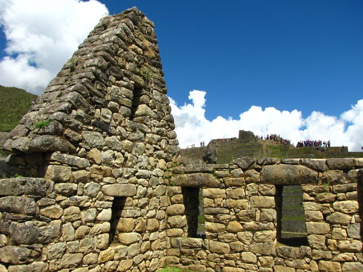 225329_2072703182263_2442238_n