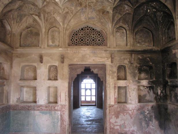 375243_2957061370665_1497101716_n