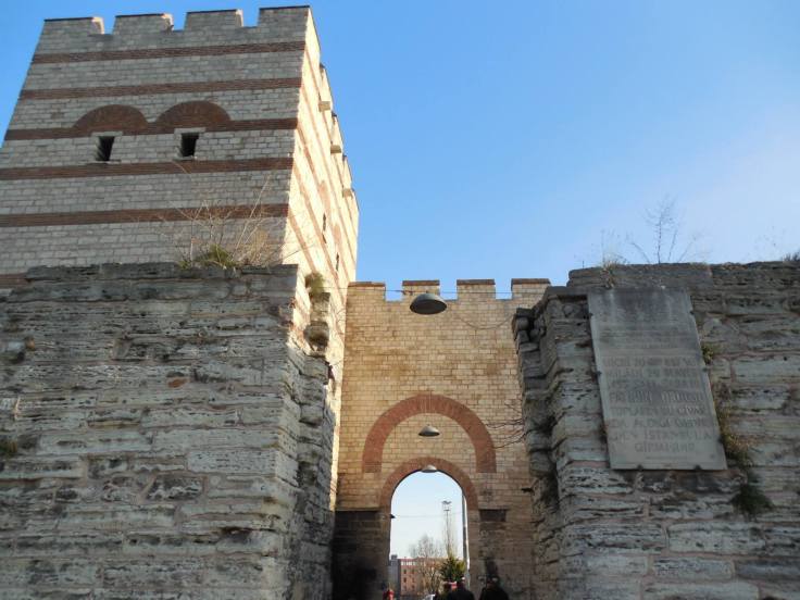 859847_10203728345674218_9114093259612078361_o